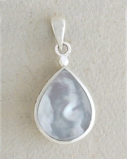 Thick Etched Oval Pendant