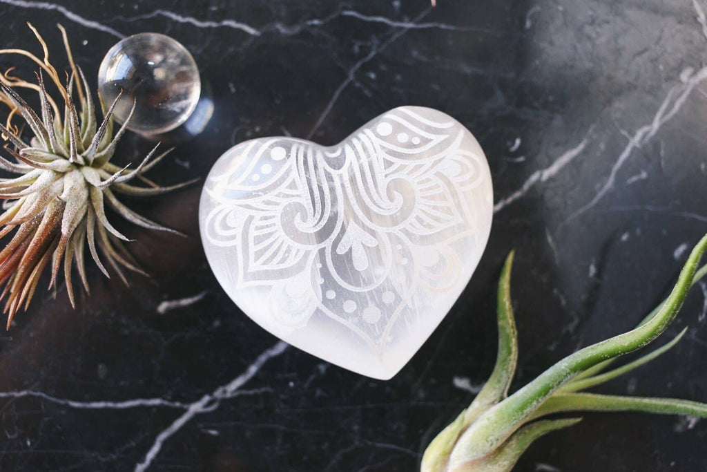 WAY Selenite Heart Crystal Mothers Day Valentine's Day Gifts: Regular (2.5-3