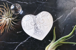 WAY Selenite Heart Crystal Mothers Day Valentine's Day Gifts: Regular (2.5-3