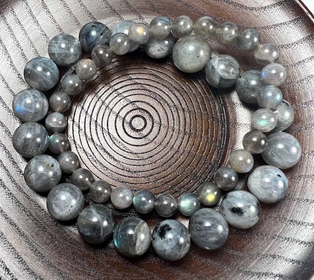 Labradorite A Beaded Bracelet 6mm - Average Wrists