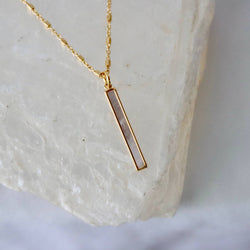 Mother of Pearl Bar Necklace: GOLD