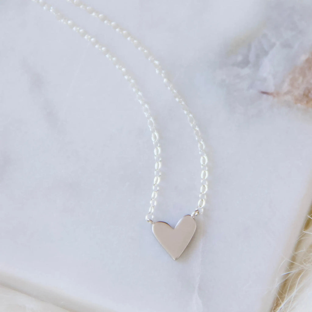 Heart Necklace: Sterling Silver / 18