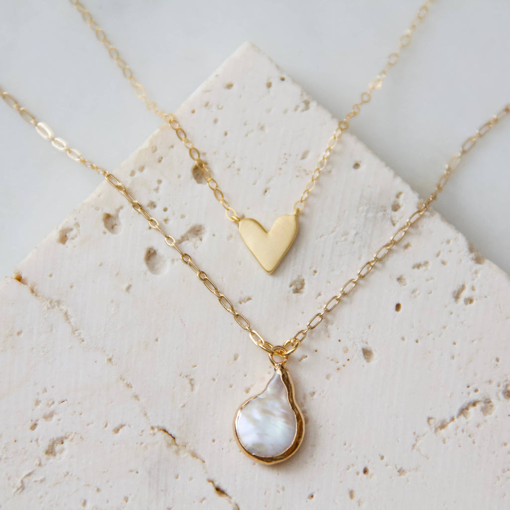 Heart Necklace: Sterling Silver / 18
