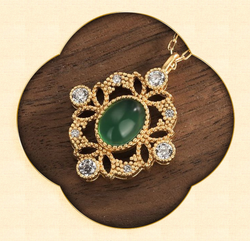 Queen Jade Necklace