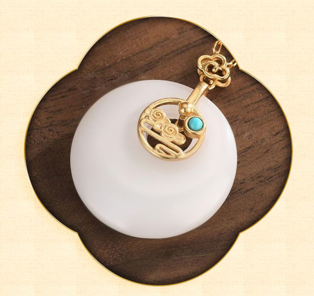 Chinese Style Floating Cloud in Jade Necklace