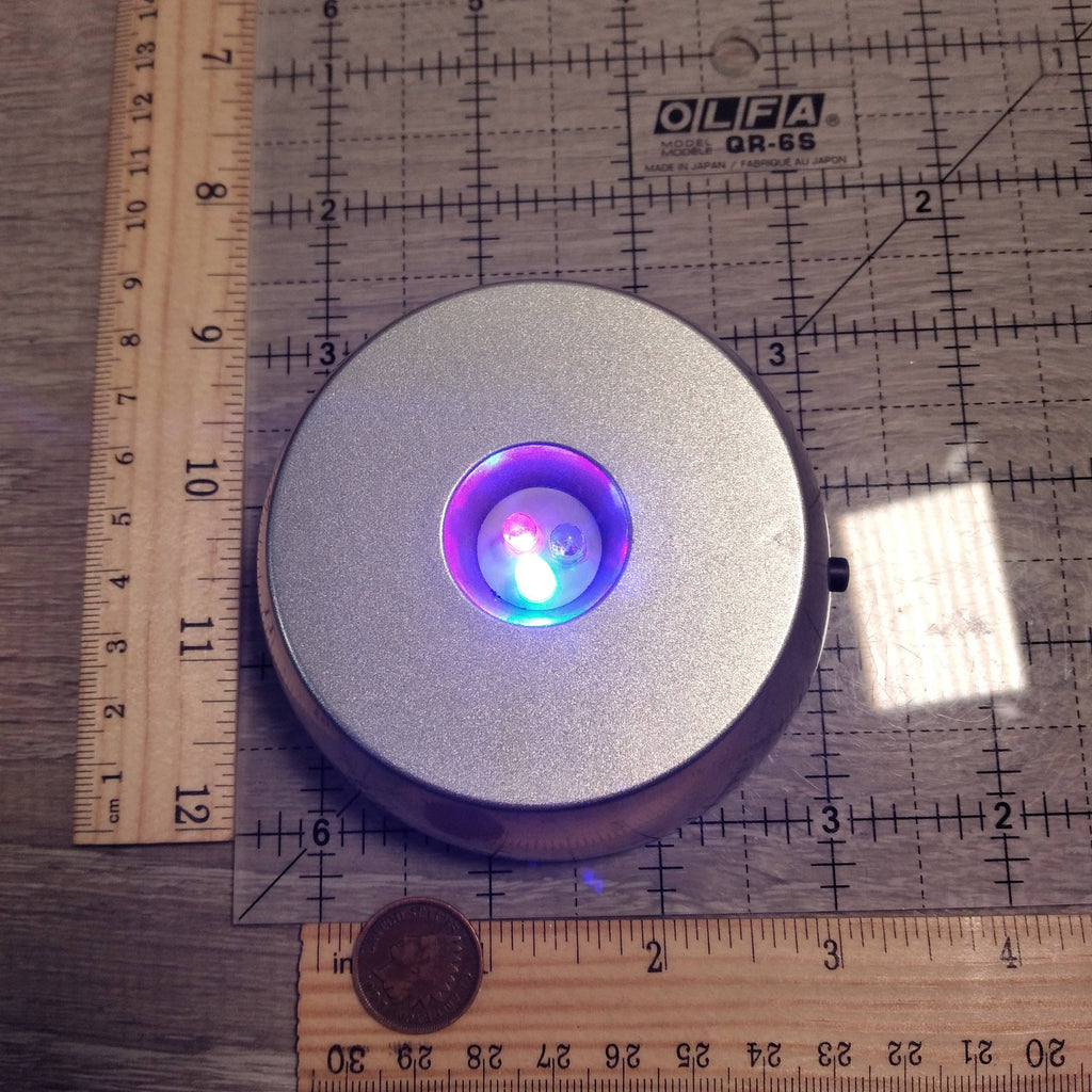 Light Stand 3 Color LED: Silver Color Changing