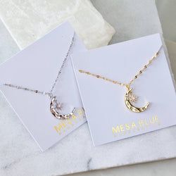 Moon ans Star Necklace: GOLD