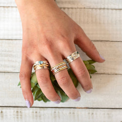 Sterling Silver Triple Stone Spinner Ring: 9