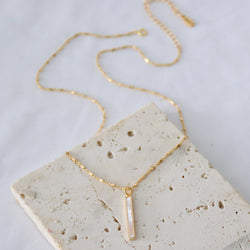 Mother of Pearl Bar Necklace: GOLD
