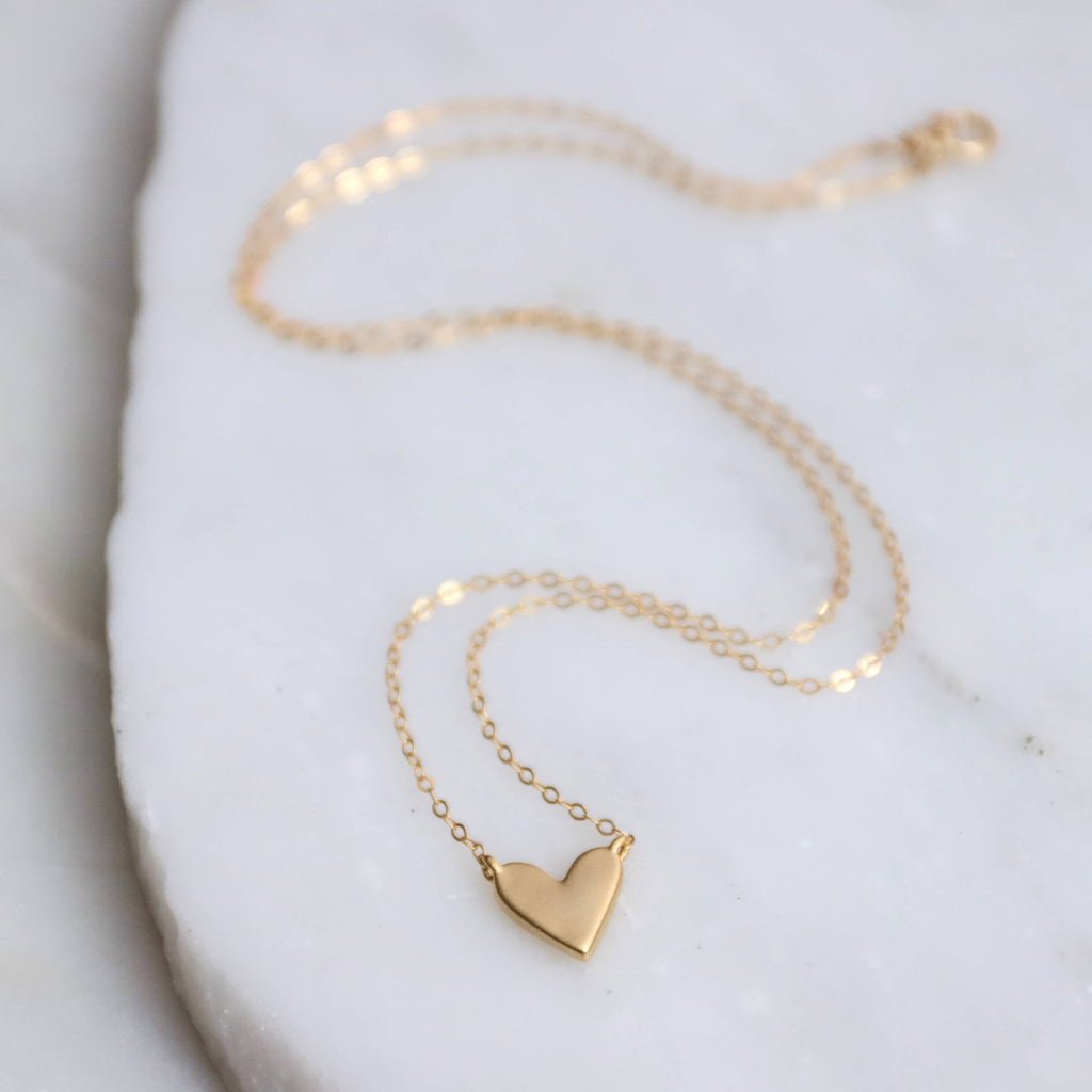 Heart Necklace: Sterling Silver / 18