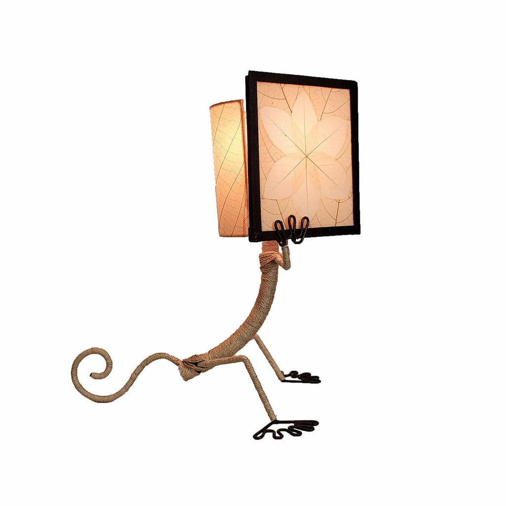 Enlightened Gecko Table Lamp Natural