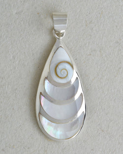 Oval Pendant with Shiva's Eye Top