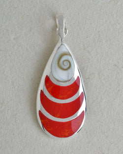 Oval Pendant with Shiva's Eye Top
