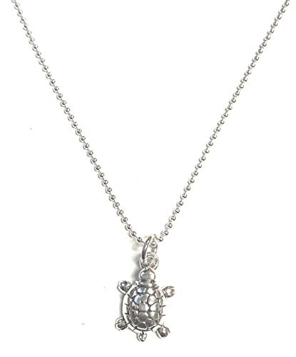 Zoe and Piper Small Turtle Pendent on a 16