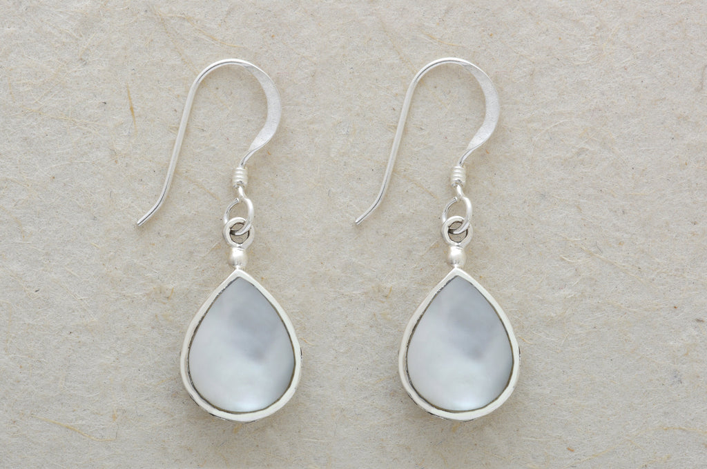 Thick Oval Etched Earrings